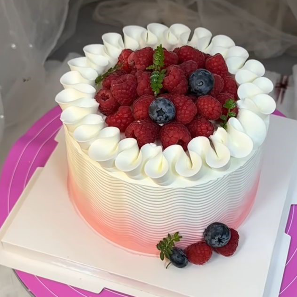 Raspberry Cake 1kg