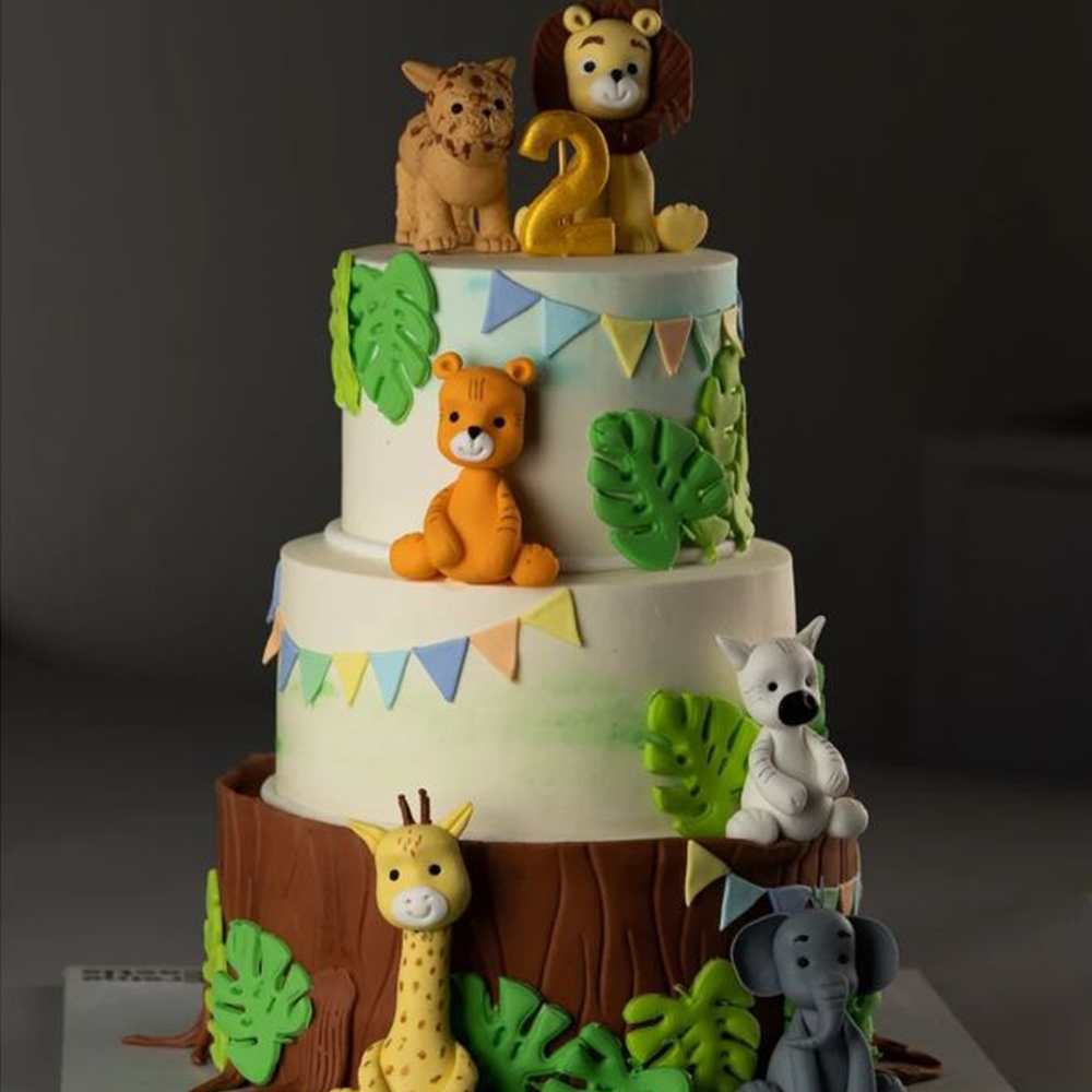 Three -tier jungle Theme cake 5kg chocolate