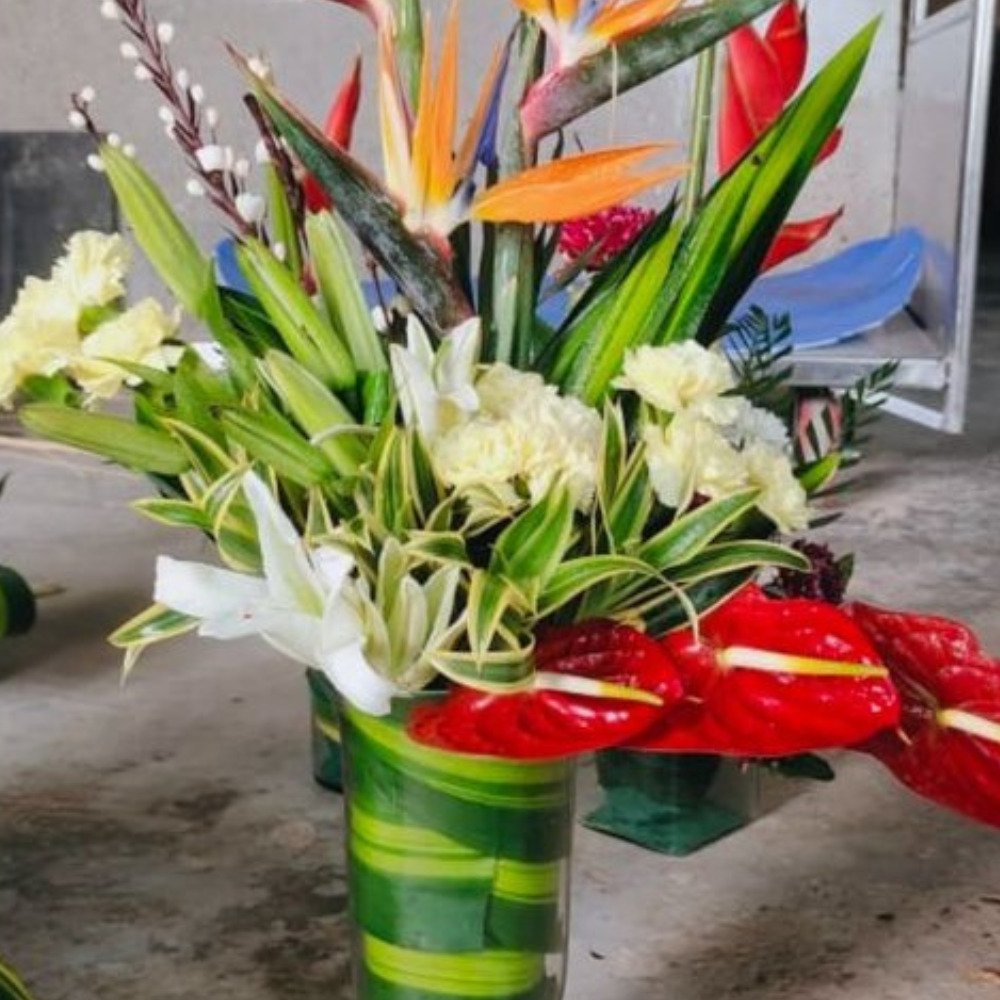 The Floral Table Pot Arrangement