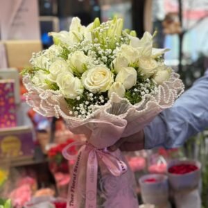 WHITE ROSE AND LILY ELEGANCE