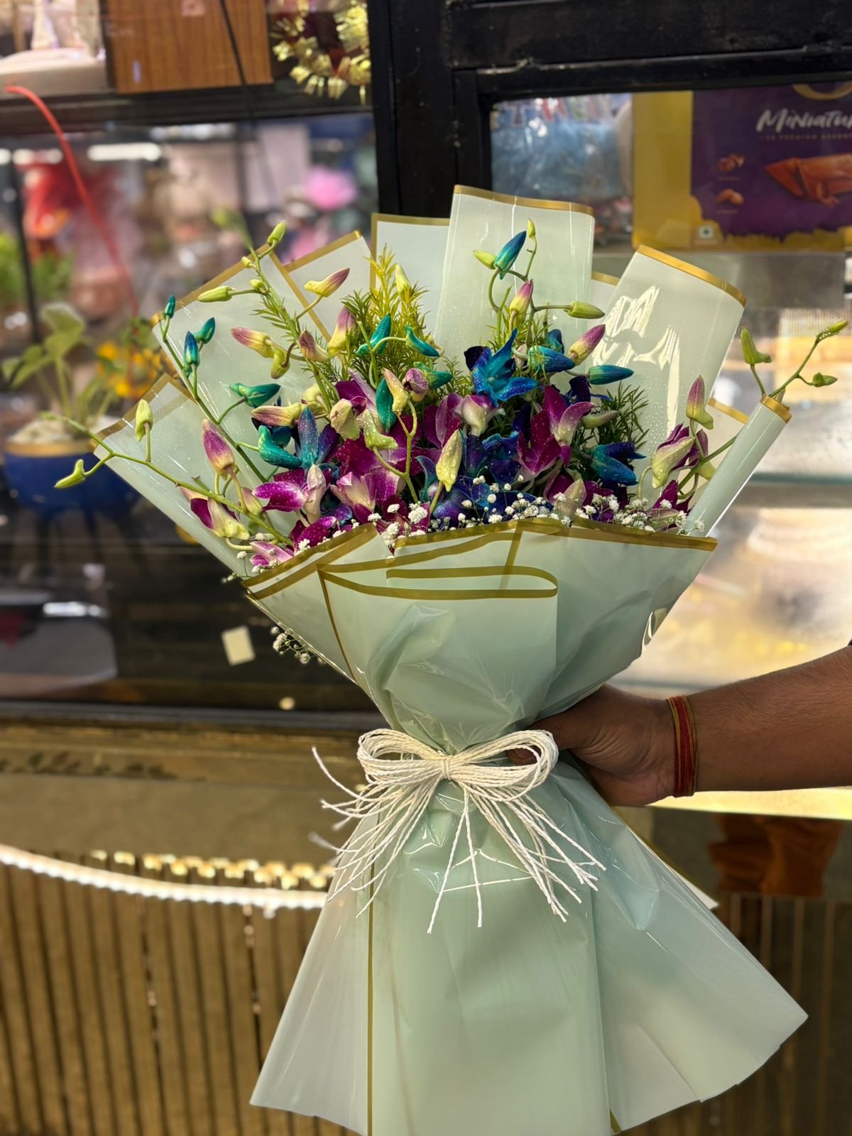 MIX COLOUR ORCHID BOUQUET